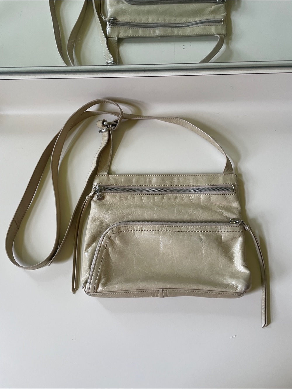 Vintage HOBO Women’s Crossbody Bag in Light Taupe